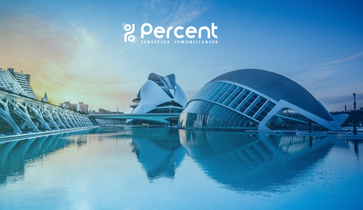 Tendencias inmobiliarias Valencia 2025: casas inteligentes con domótica avanzada, eficiencia energética y espacios sostenibles.